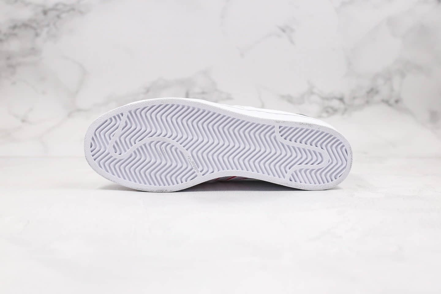 阿迪达斯Adidas Originals Superstar纯原版本三叶草贝壳头50周年6D上海限定白黑粉配色原盒原标 货号:FW2818