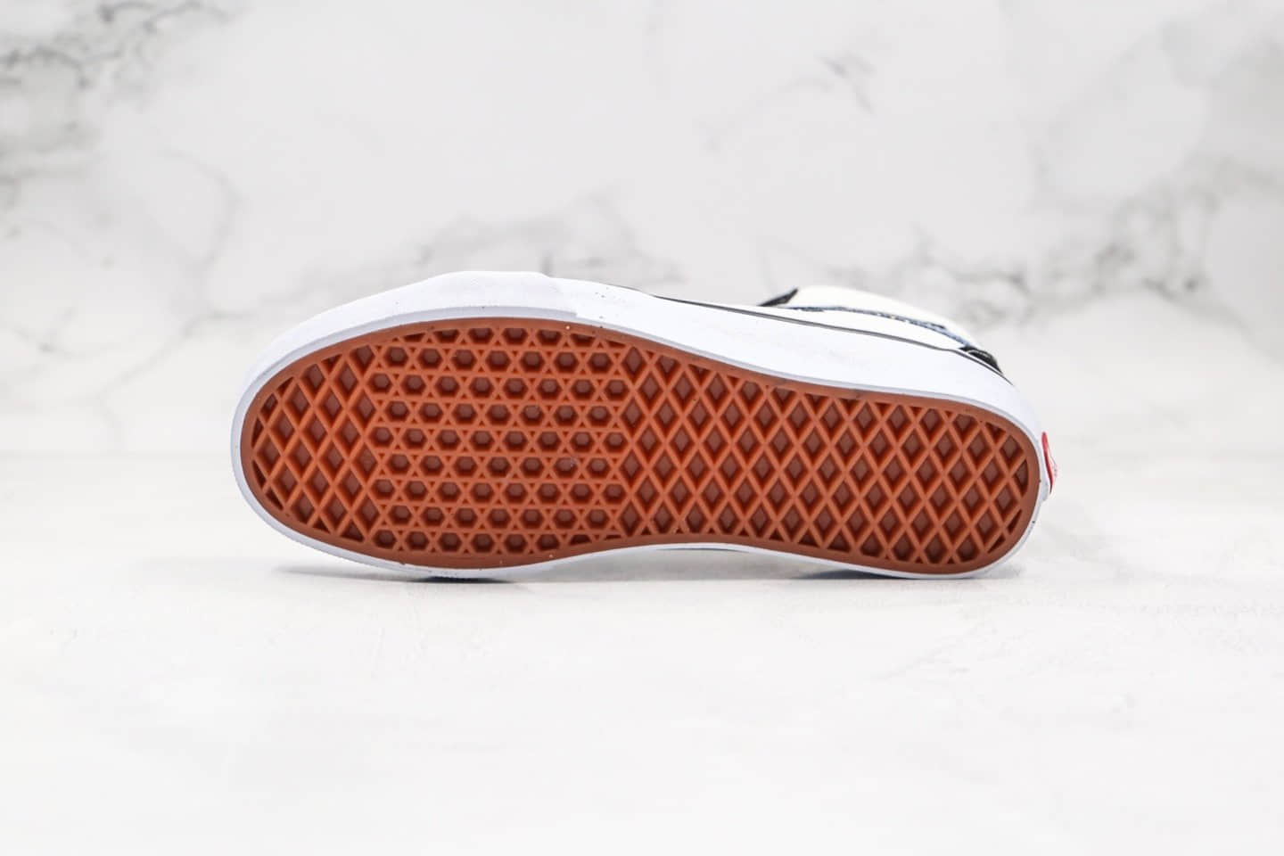 万斯Vans Sk8-Hi 2020款公司级版本高帮字母印花滑板图案黑白蓝色原厂硫化大底内置钢印 货号:VN0A391FTY9