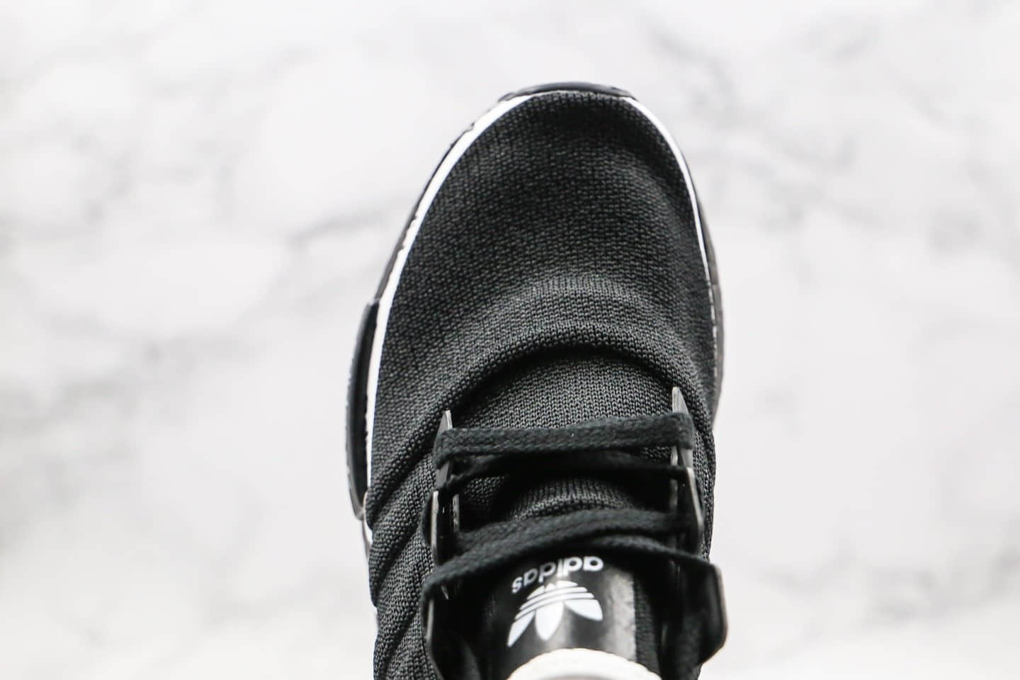 阿迪达斯Adidas Boost NMD R1纯原版本爆米花跑鞋黑白拼色NMD内置Boost颗粒大底正确弹力针织鞋面 货号:FV7307