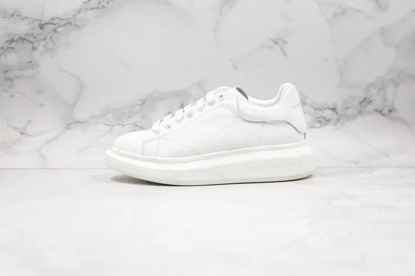 亚历山大Alexander McQueen sole sneakers纯原版本麦昆手绘夜光小白鞋原盒配件齐全正确丝绸牛皮鞋面