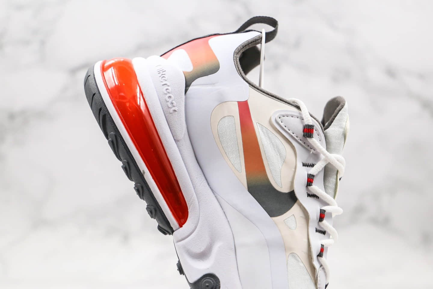 耐克Nike Air Max 270 React公司级版本半掌气垫跑鞋炫彩米白渐变配色独立私模 货号：CD6615-100