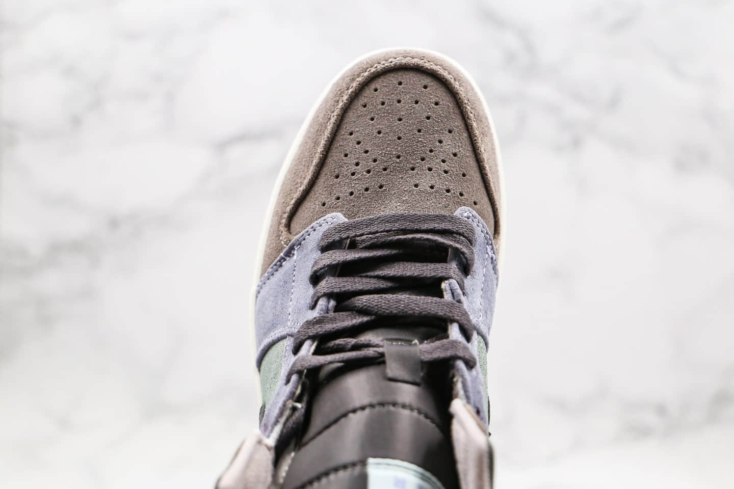 乔丹Air Jordan 1 Mid纯原版本中帮AJ1魔芋紫色灰棕紫色内置气垫原档案数据开发 货号:852542-203