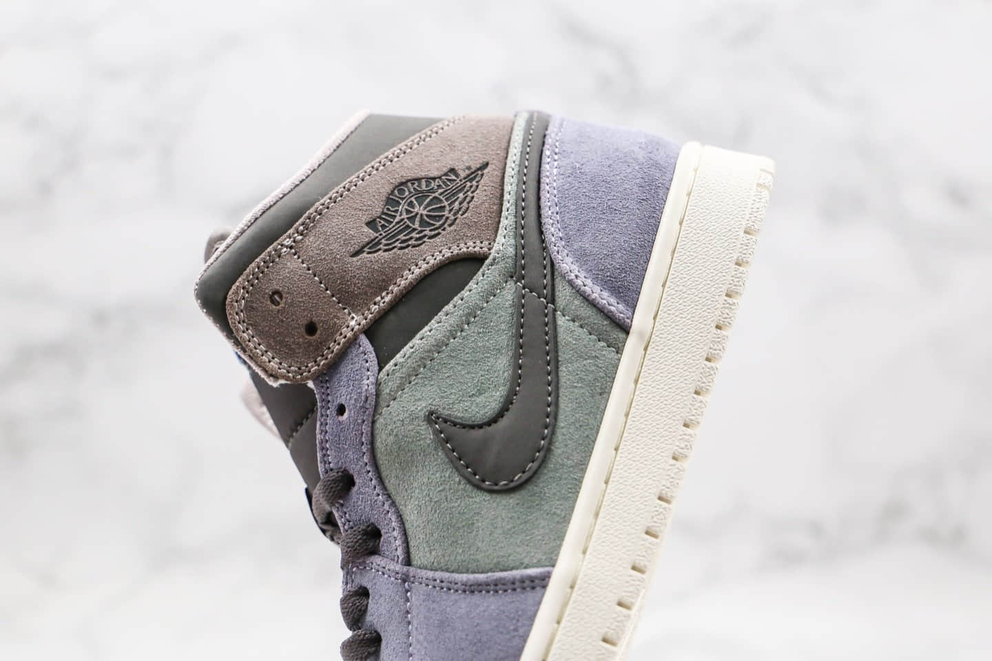 乔丹Air Jordan 1 Mid纯原版本中帮AJ1魔芋紫色灰棕紫色内置气垫原档案数据开发 货号:852542-203