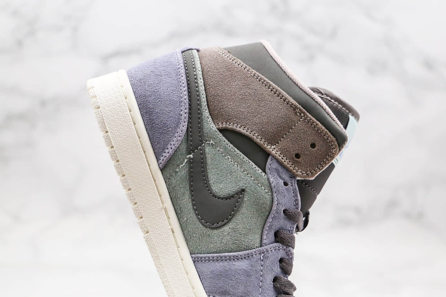 乔丹Air Jordan 1 Mid纯原版本中帮AJ1魔芋紫色灰棕紫色内置气垫原档案数据开发 货号:852542-203