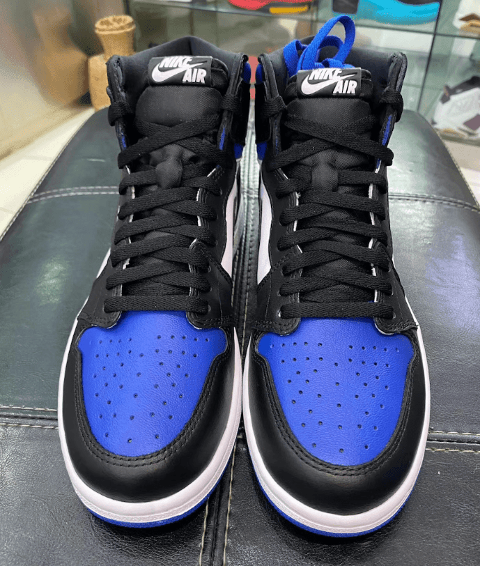 全新黑蓝脚趾装扮!这双AJ1高级感拿捏的妥妥的! 货号:555088-041