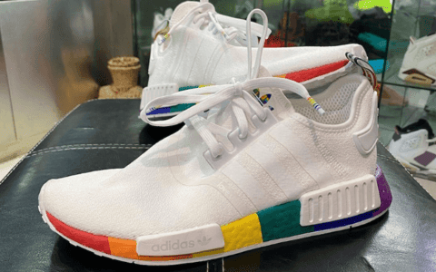 彩虹中底!adidas NMD R1 Pride实物图曝光! 货号:FY9024