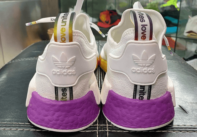 彩虹中底!adidas NMD R1 Pride实物图曝光! 货号:FY9024