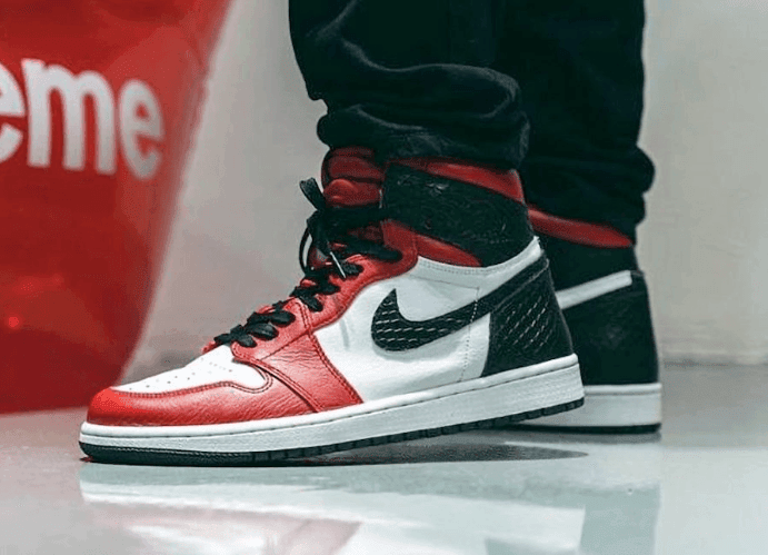 经典芝加哥配色+狂野蛇纹装扮!AJ1 “Satin Snake”八月登场! 货号:CD0461-601