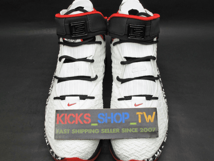 Nike LeBron 17 “Graffiti” 实物细节图曝光!完美致敬LeBron 4! 货号:CT6052-100