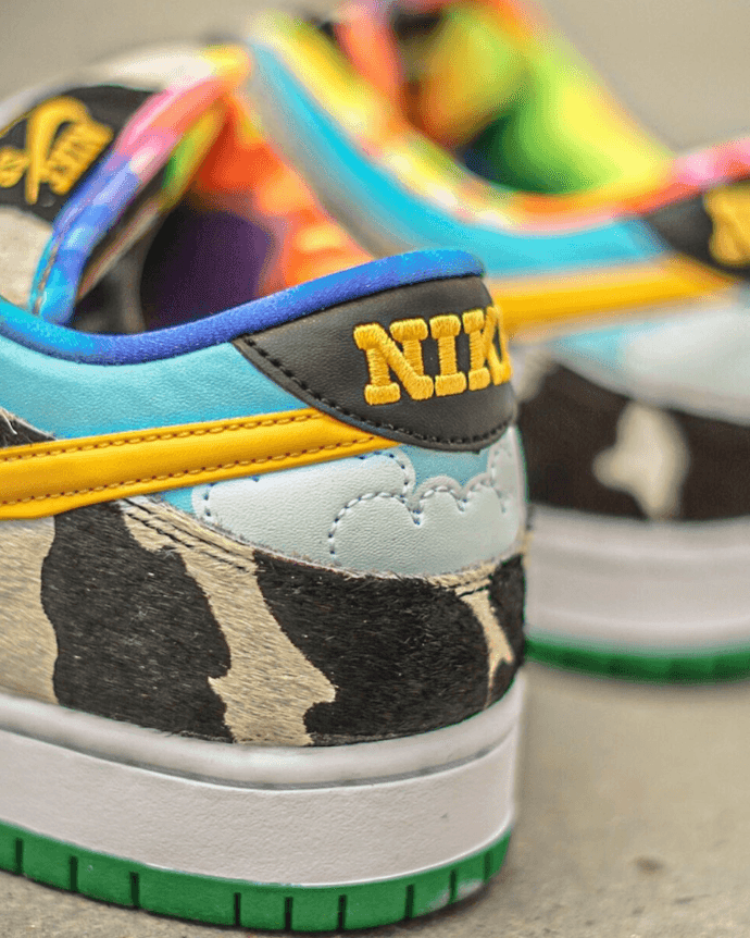 牛奶冰淇淋装扮!Ben&Jerry's x Nike SB Dunk Low最新实物图曝光! 货号:CU3244-100