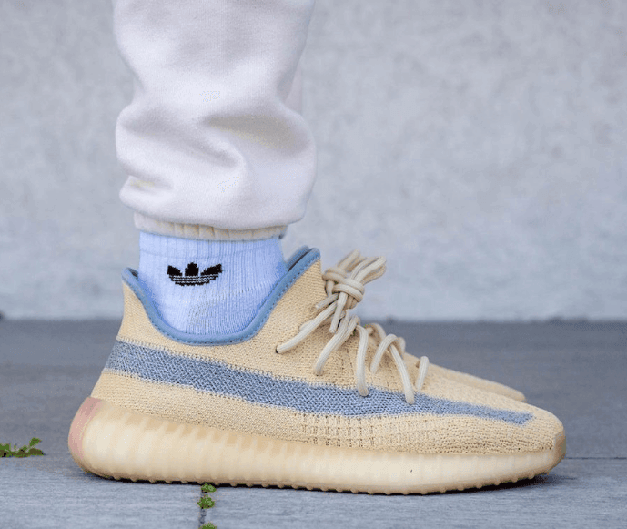 侧透满天星!上脚超清新!Yeezy 350 V2 “Linen”将于4月18日发售! 货号:FY5158