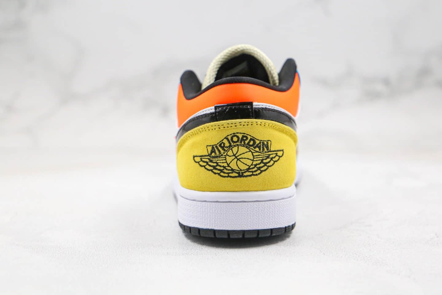 乔丹AIR JORDAN 1 LOW SE Lightbulb纯原版本低帮AJ1炫彩彩虹色内置气垫原盒原标 货号:CZ3572-104