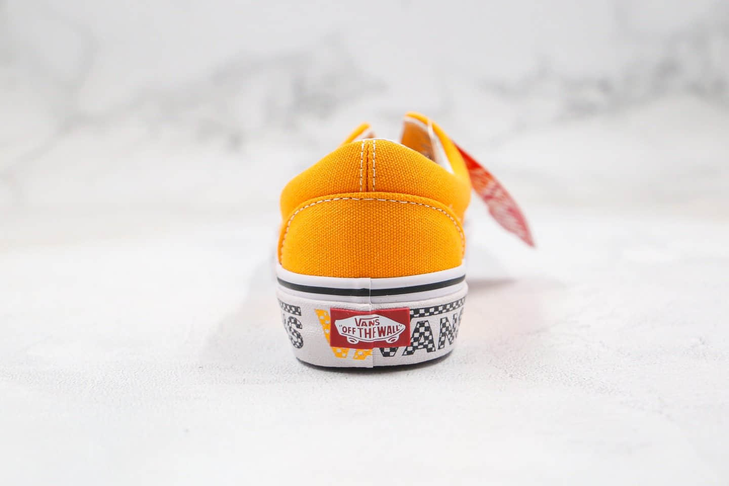 万斯Pokémon x Vans公司级版本宝可梦皮卡丘联名款橙色原厂硫化大底原盒原标 货号:VN0A4BV4T3T