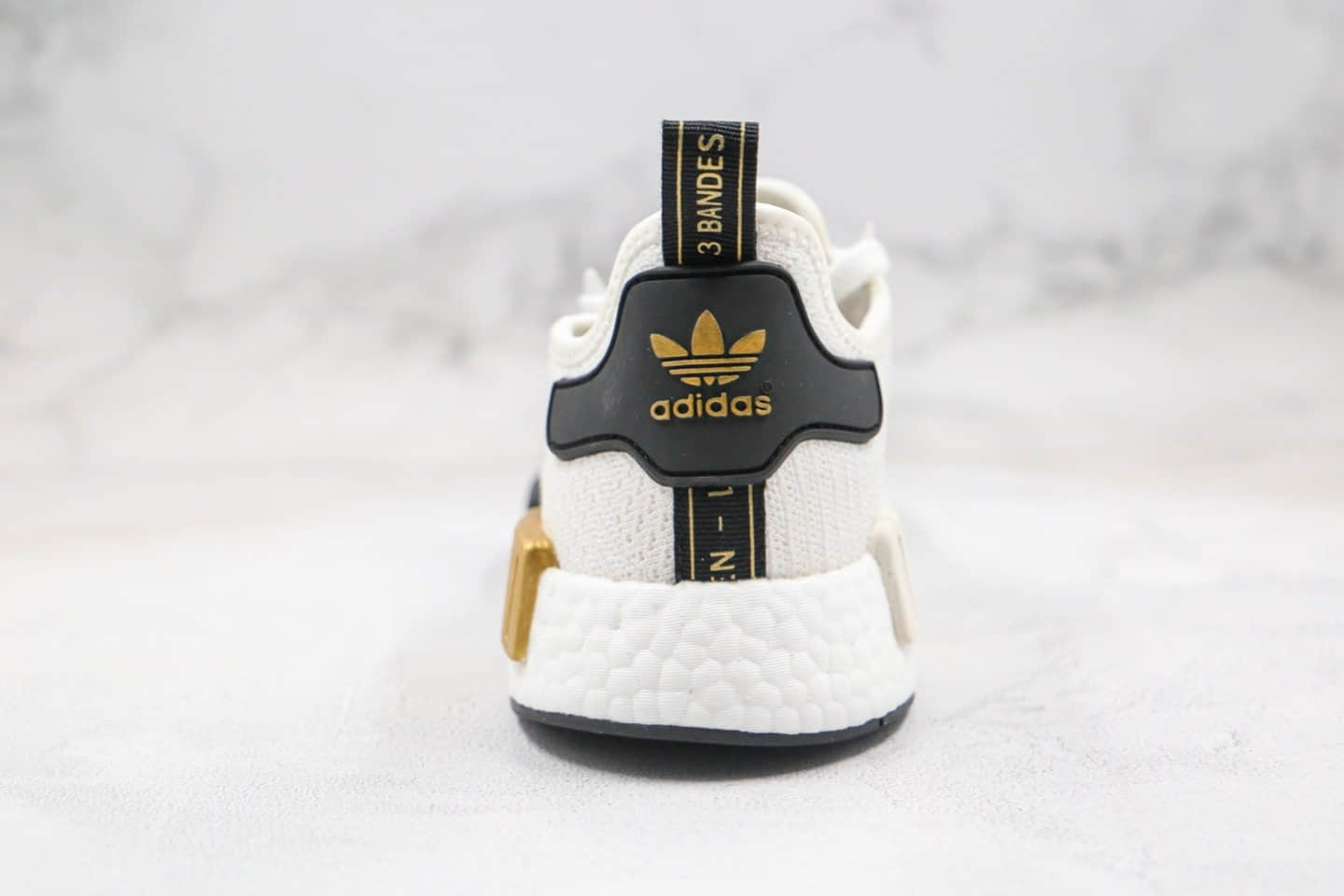 阿迪达斯Adidas Nmd R1纯原版本爆米花跑鞋白金黑色拼色正确Boost爆米花大底区别市面通货版本 货号:EG5662
