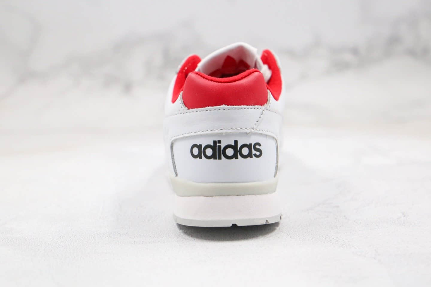 阿迪达斯adidas AR trainer纯原版本三道杠校园板鞋白红色正确头层皮革鞋面原鞋开模一比一打造 货号：EF5945