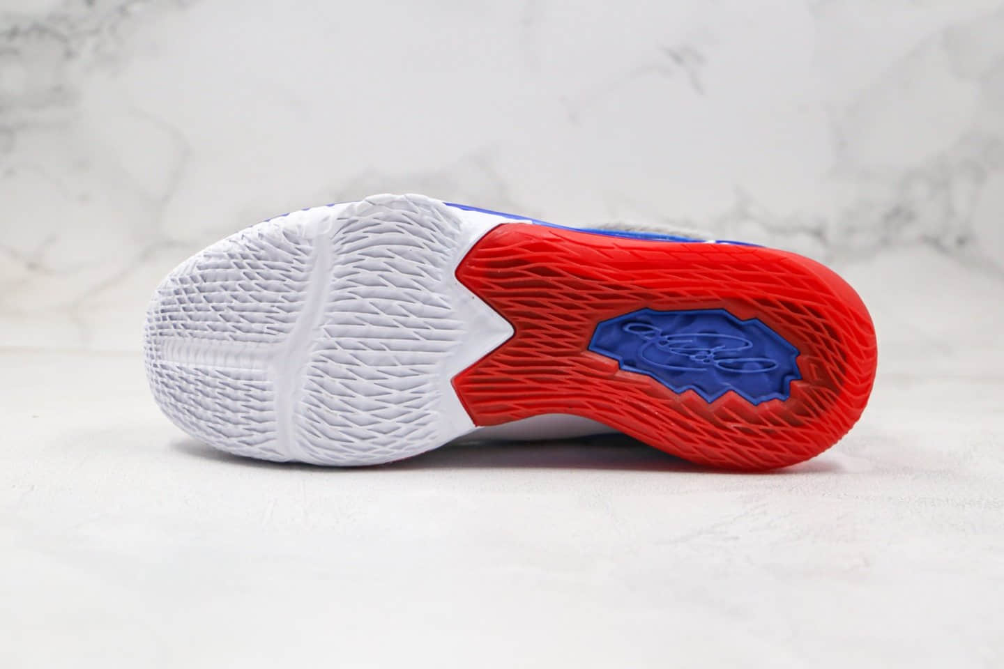 耐克Nike LeBron 17 Low“ Tune Squad”纯原版本詹姆斯17代低帮大灌篮兔八哥白红蓝色原楦开发全码出货 货号:CD5007-100