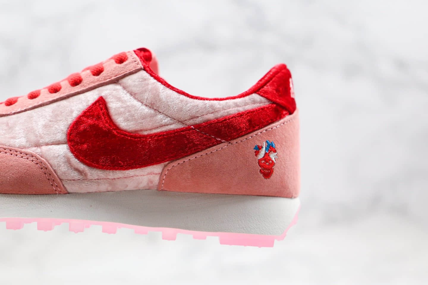耐克Nike Wmns Air Daybreak x Strangelove纯原版本华夫破晓系列丝绒料慢跑鞋原盒原标原楦头纸板打造 货号:BV7725-800