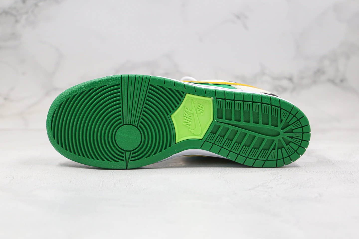 耐克Nike SB Dunk Low Pro QS x Ben & Jerry纯原版本联名款SB板鞋牛奶冰淇淋配色原楦头纸板打造 货号:CU3244-100