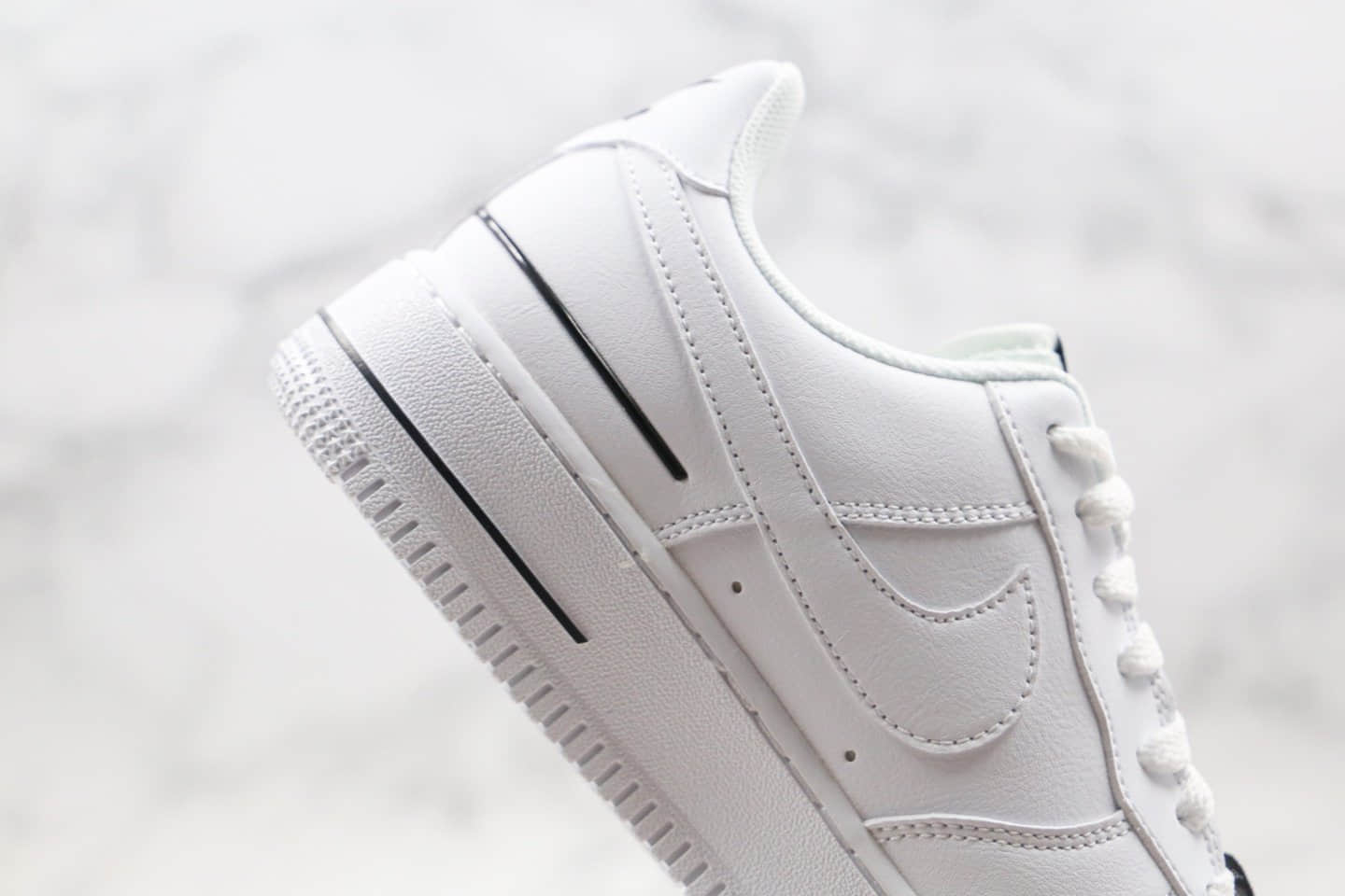 耐克Nike Air Force 1 Low Double Air纯原版本低帮空军一号黑白串标内置气垫 货号：CJ1379-100