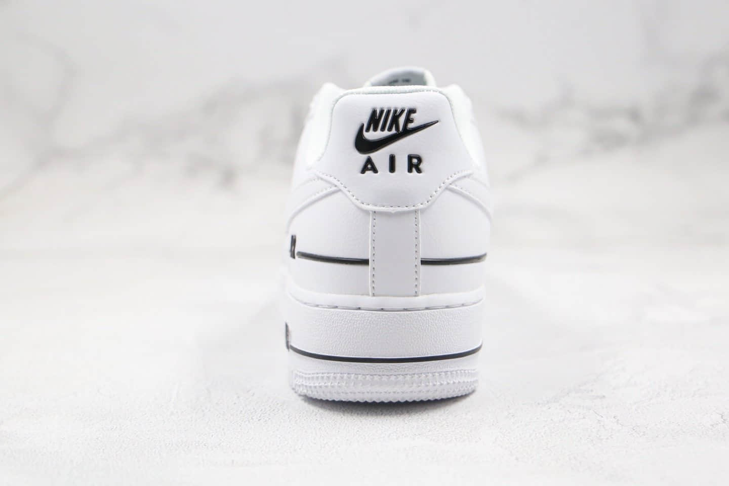 耐克Nike Air Force 1 Low Double Air纯原版本低帮空军一号黑白串标内置气垫 货号：CJ1379-100