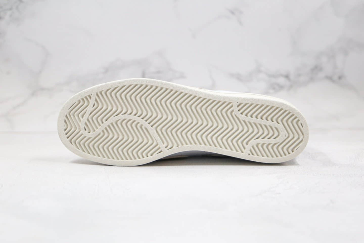 阿迪达斯adidas Superstar Shmoo x Mark Gonzales纯原版本联名款三叶草贝壳头和平鸽子米白色原鞋开模一比一打造 货号:FW8029