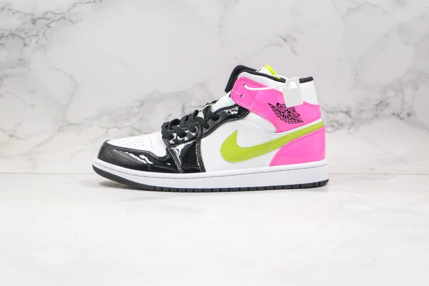 乔丹Air Jordan 1 Mid GS Patent Multi纯原版本中帮AJ1黑粉白糖果色鸳鸯钩正确后跟定型 货号:CZ9834-100