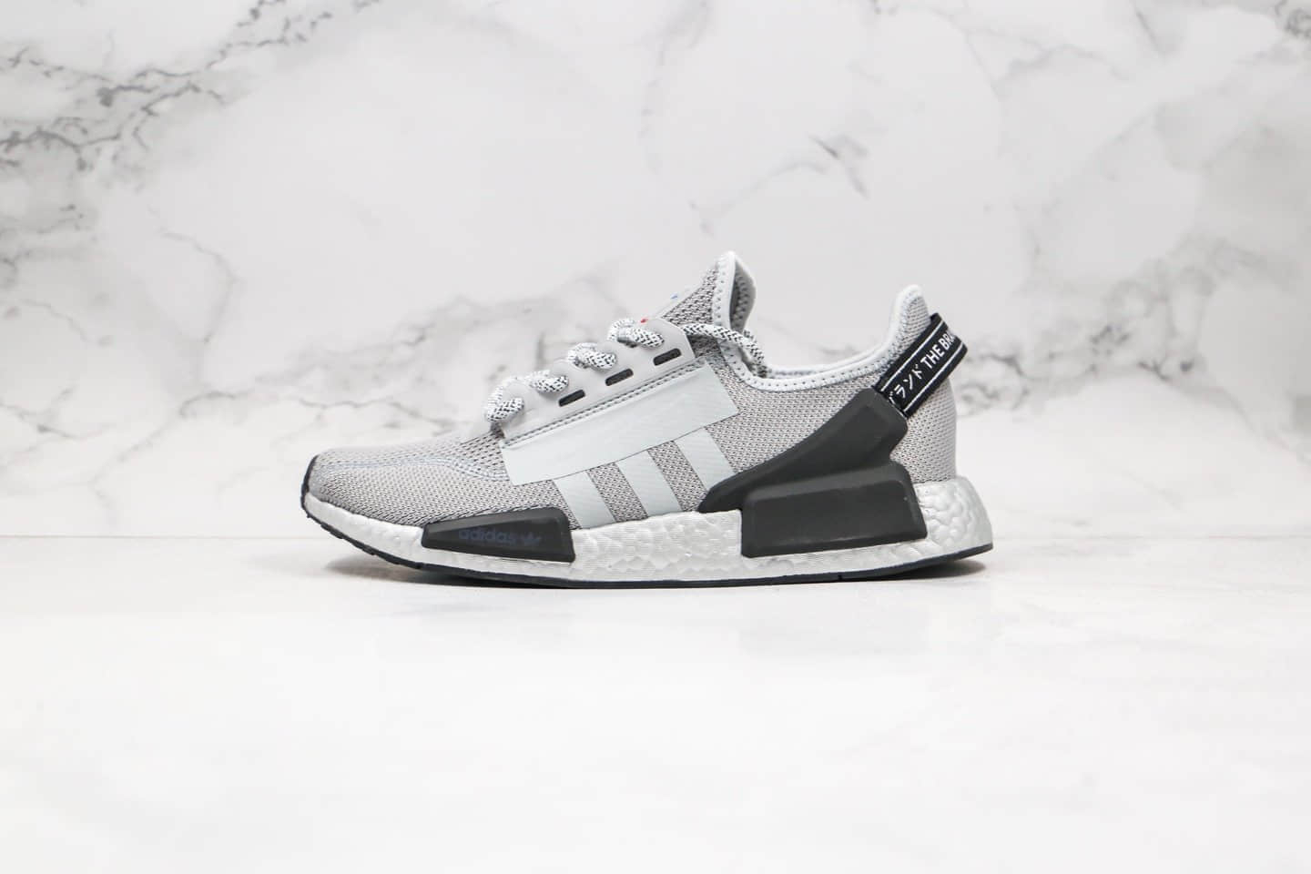 阿迪达斯Adidas NMD_R1 Boost纯原版本爆米花跑鞋NMD灰色原厂黑盒原楦头纸板打造 货号:FV9066