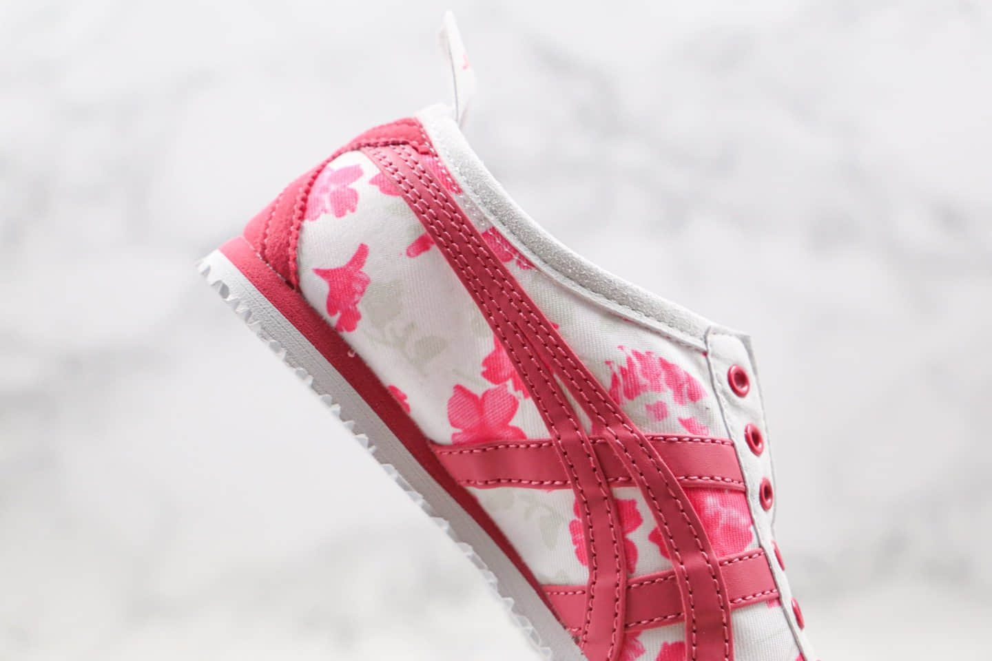 亚瑟士Asics OnitsukaTiger纯原版本鬼冢虎一脚蹬懒人鞋花卉配色原鞋开模一比一打造 货号:1183B430-700