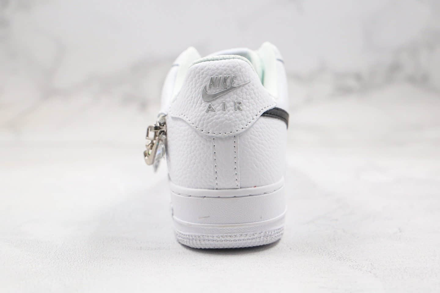 耐克Nike Air Force 1 Low 07 PRM Zip Swoosh纯原版本低帮空军一号拉链镭射换钩内置气垫原盒原标 货号:CW6558-100