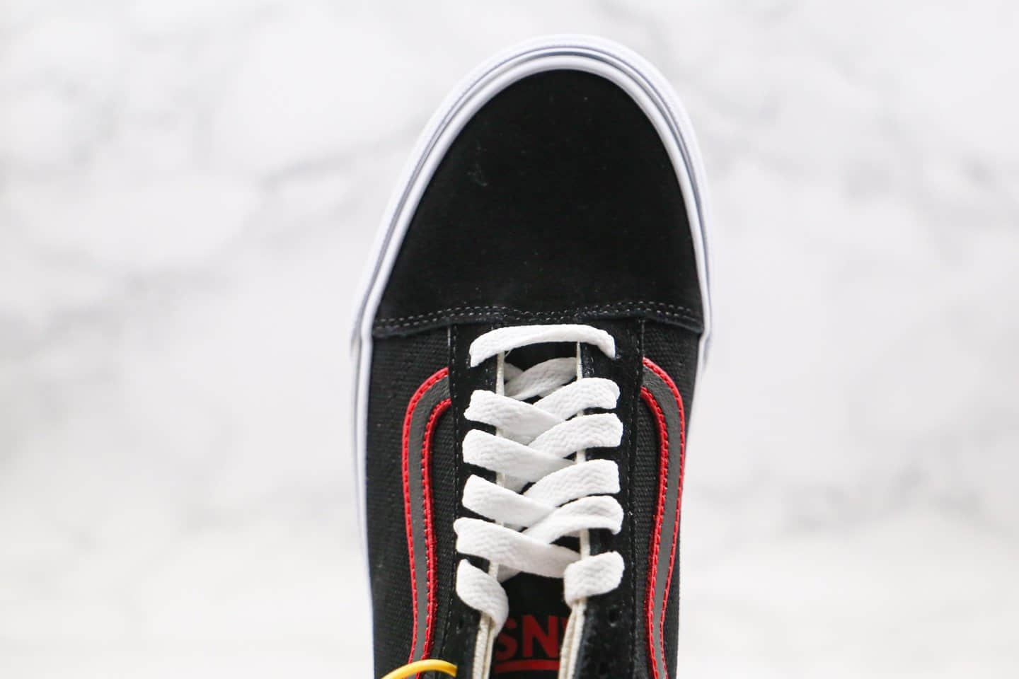 万斯VANS Old Skool公司级版本低帮亚麻黑红配色原厂硫化大底内置钢印 货号:VN0A4U3B0DT