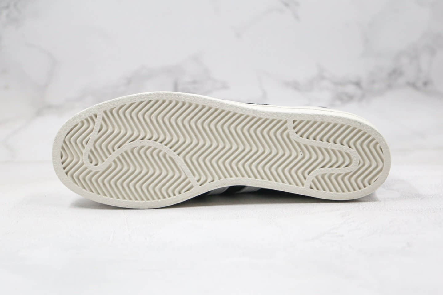 阿迪达斯Adidas Superstar Originals纯原版本三叶草贝壳头五十周年黑白阴阳灰黑白色原盒原标原楦头纸板打造 货号:FV0323