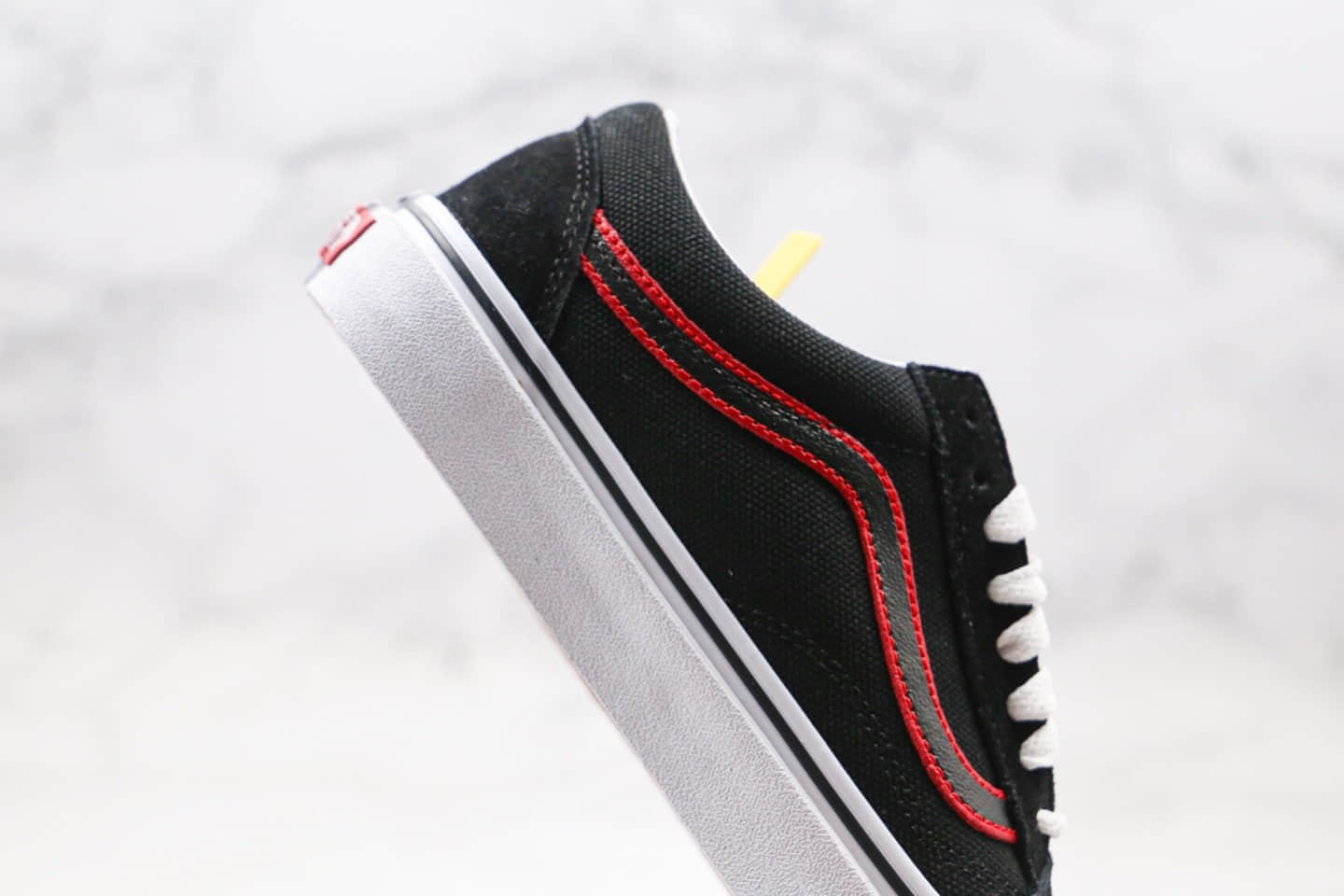 万斯VANS Old Skool公司级版本低帮亚麻黑红配色原厂硫化大底内置钢印 货号:VN0A4U3B0DT