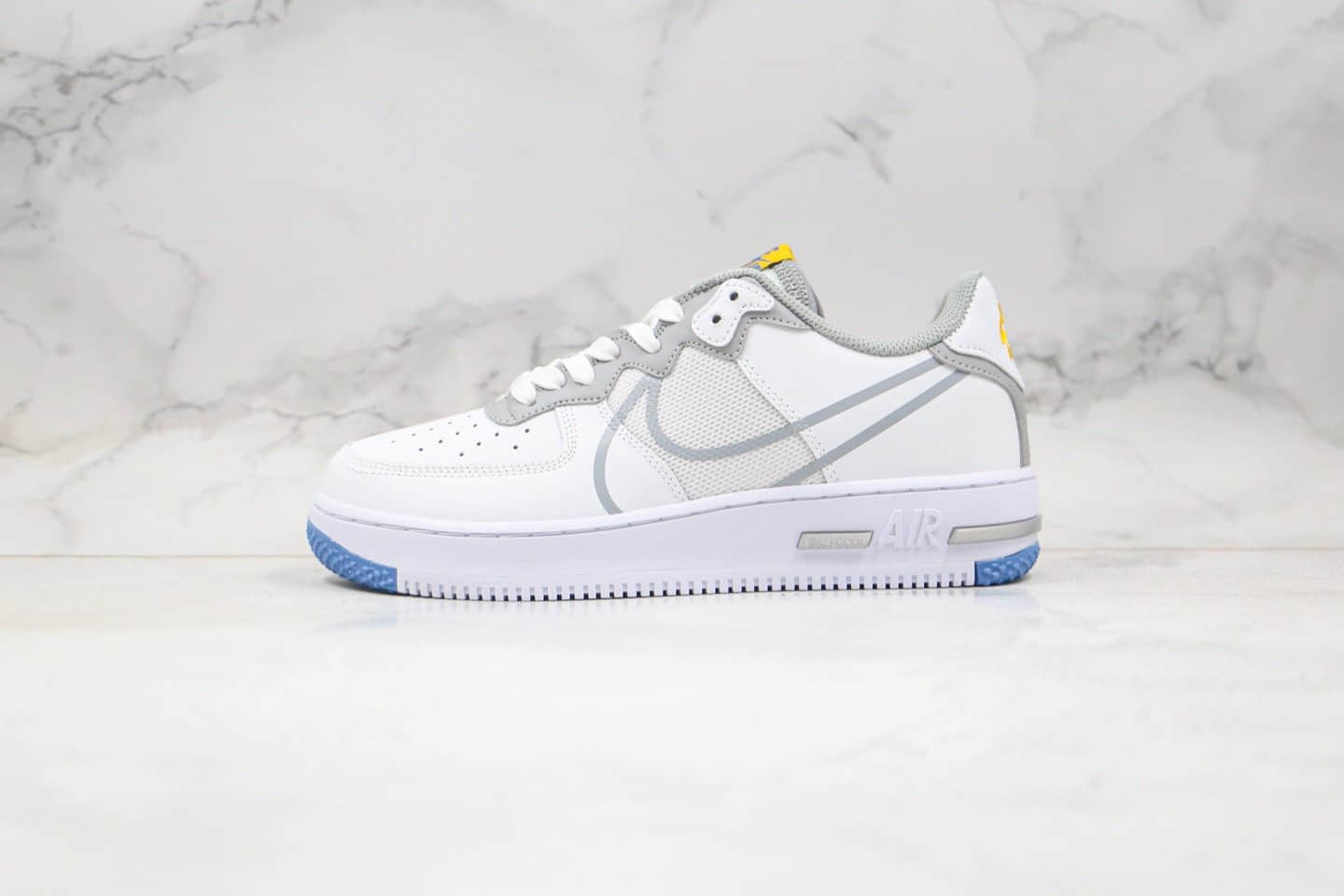 耐克Nike Air Force 1 React公司级版本低帮空军一号大勾解析涂鸦波纹白灰色原鞋开模打造 货号：CT1020-100