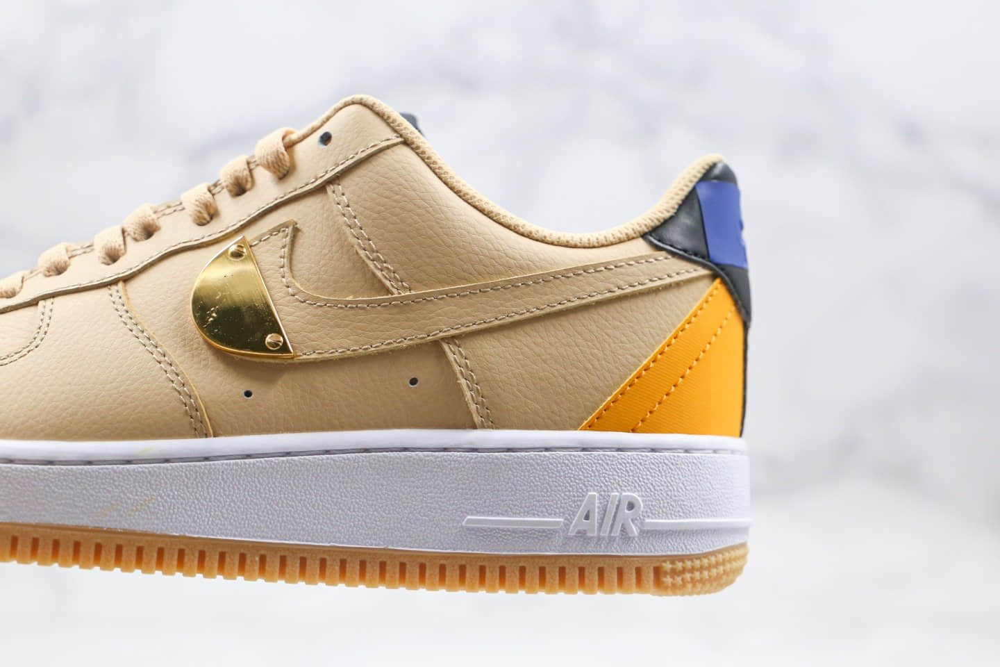耐克Nike AIR FORCE 1 07 LV8 1HO20 NBA纯原版本联名款低帮空军一号金属探测仪栗棕色鸳鸯鞋面内置气垫 货号:CT2298-200