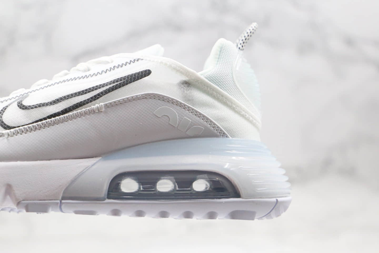 耐克Nike Air Max 2090纯原版本气垫鞋白黑色原盒原标原鞋开模一比一打造 货号：CK2612-100