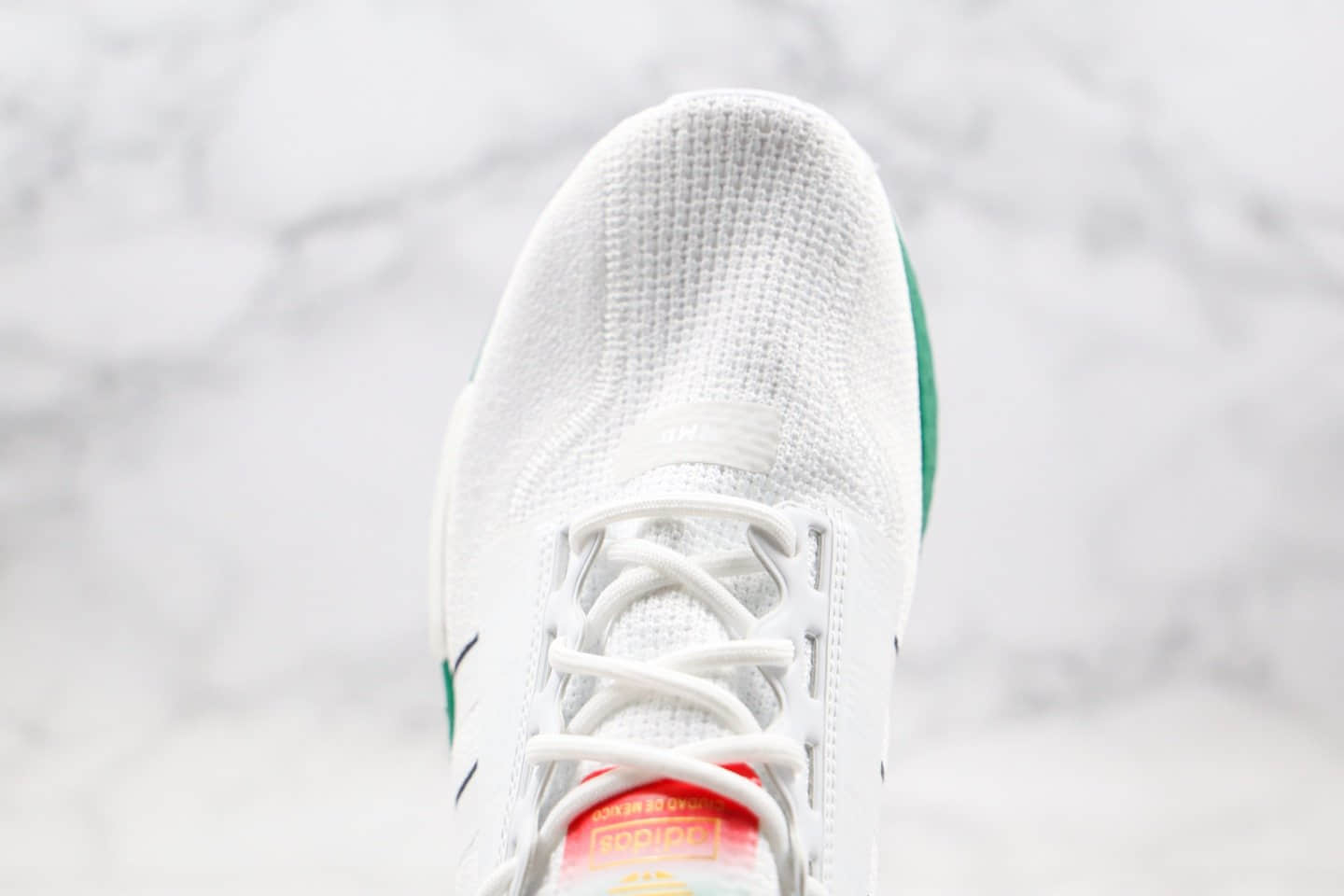 阿迪达斯Adidas NMD_R1 V2 Boost纯原版本爆米花跑鞋NMD二代白红绿色原厂爆米花鞋底区别市面通货版本 货号:FY1160