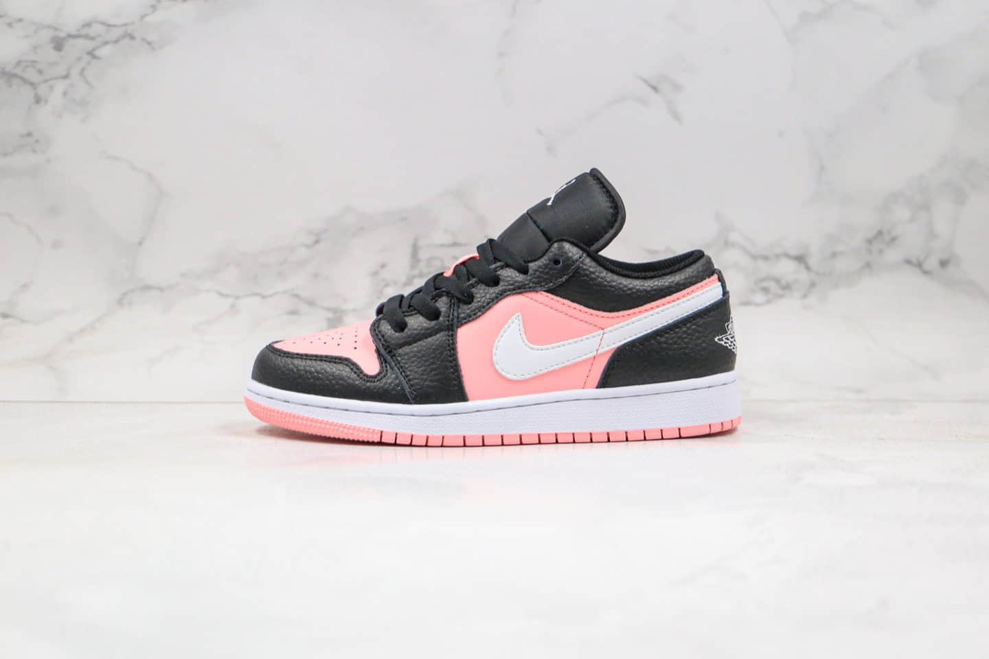 乔丹Air Jordan 1 Low GSDark Smoke Grey White-Pink Quartz纯原版本低帮AJ1黑粉色石英粉配色原楦头纸板打造 货号:554723-016
