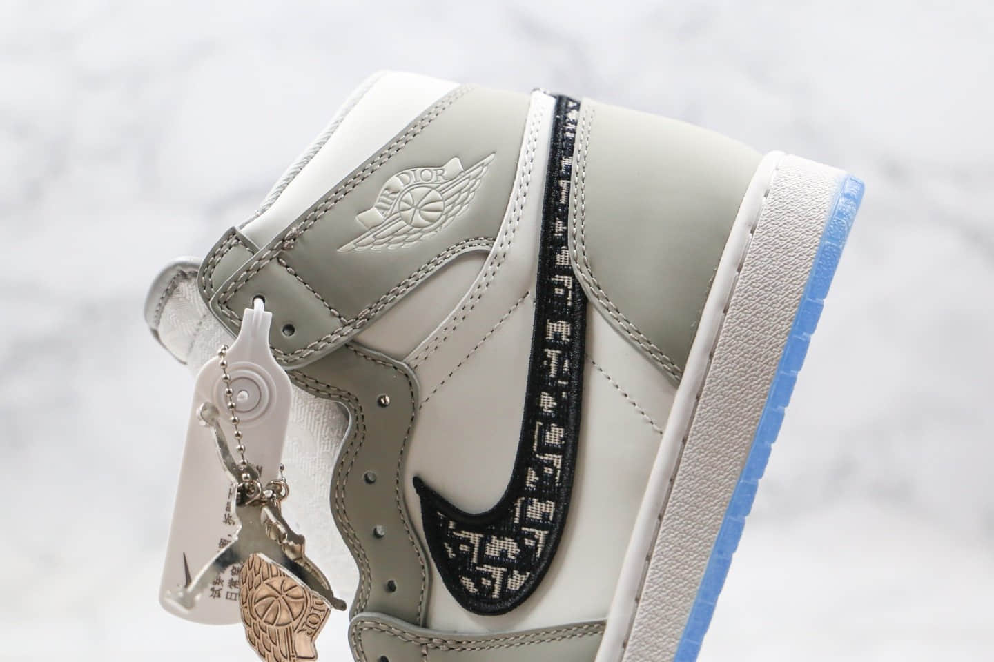 乔丹Dior x Air Jordan 1 High OG纯原版本迪奥联名款35周年限量联名款AJ1原盒原标正确鞋面材质 货号:CQ7629-013