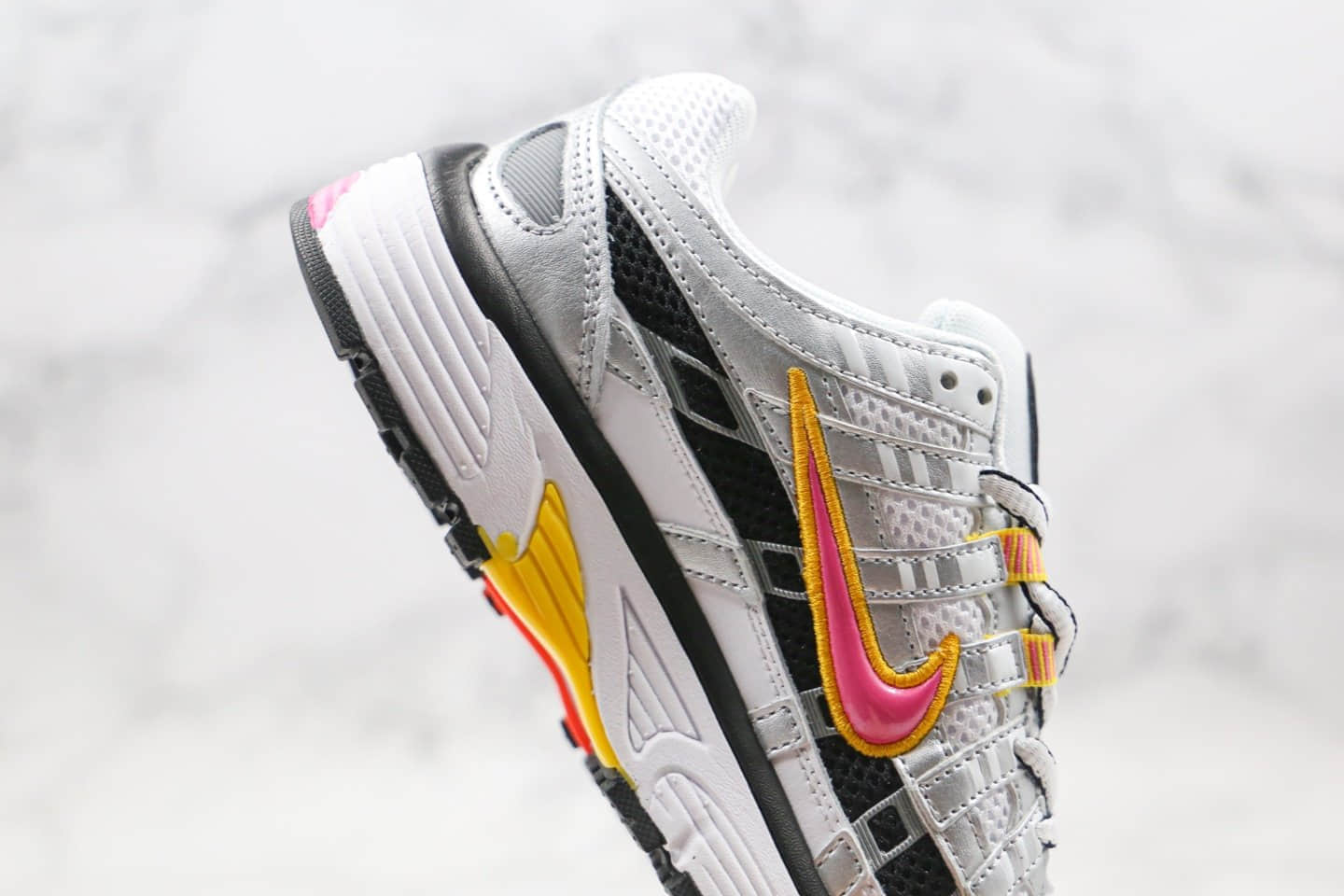 耐克Nike P-6000纯原版本复古老爹鞋银粉色原盒原标原楦头纸板打造 货号:BV1021-100