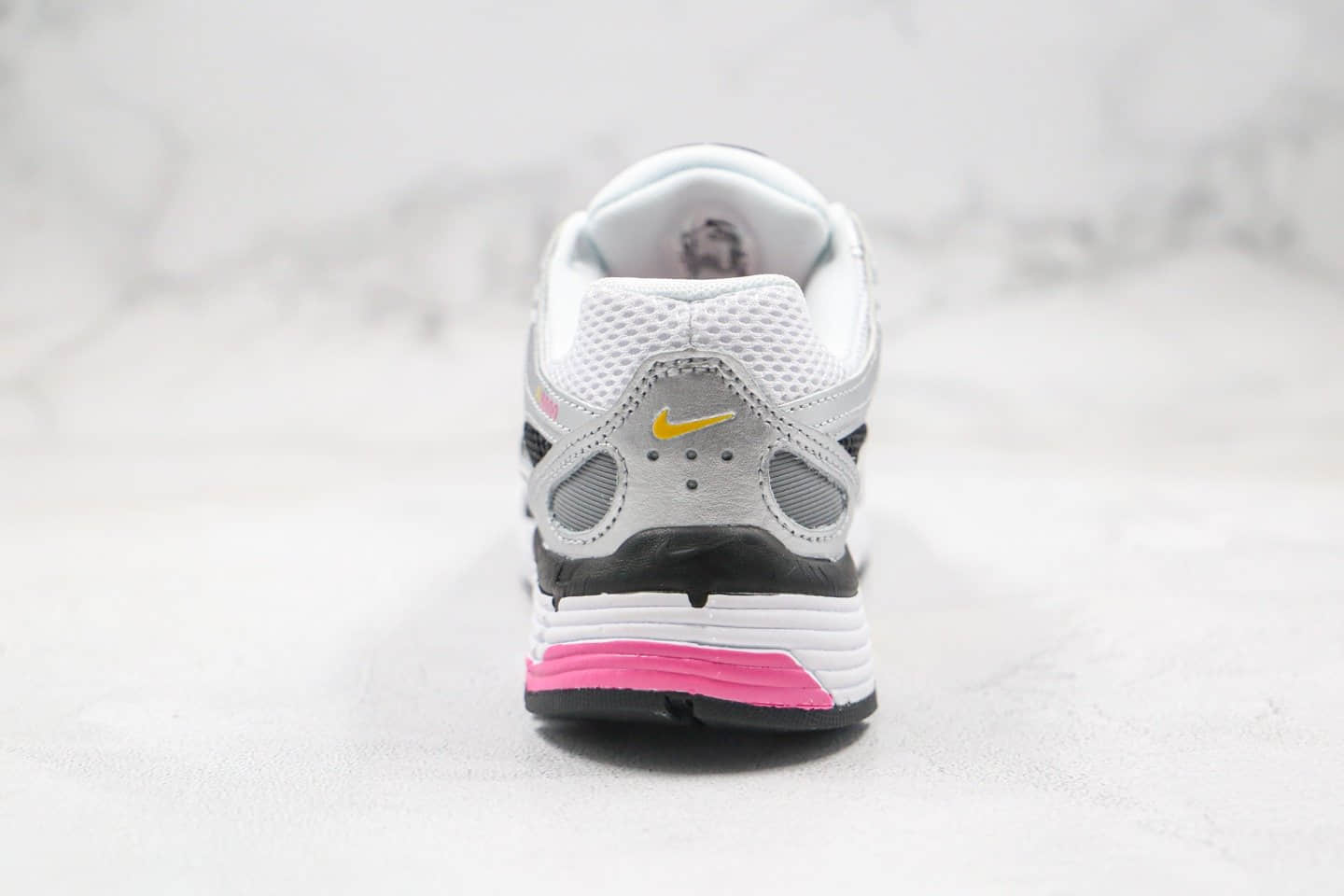 耐克Nike P-6000纯原版本复古老爹鞋银粉色原盒原标原楦头纸板打造 货号:BV1021-100