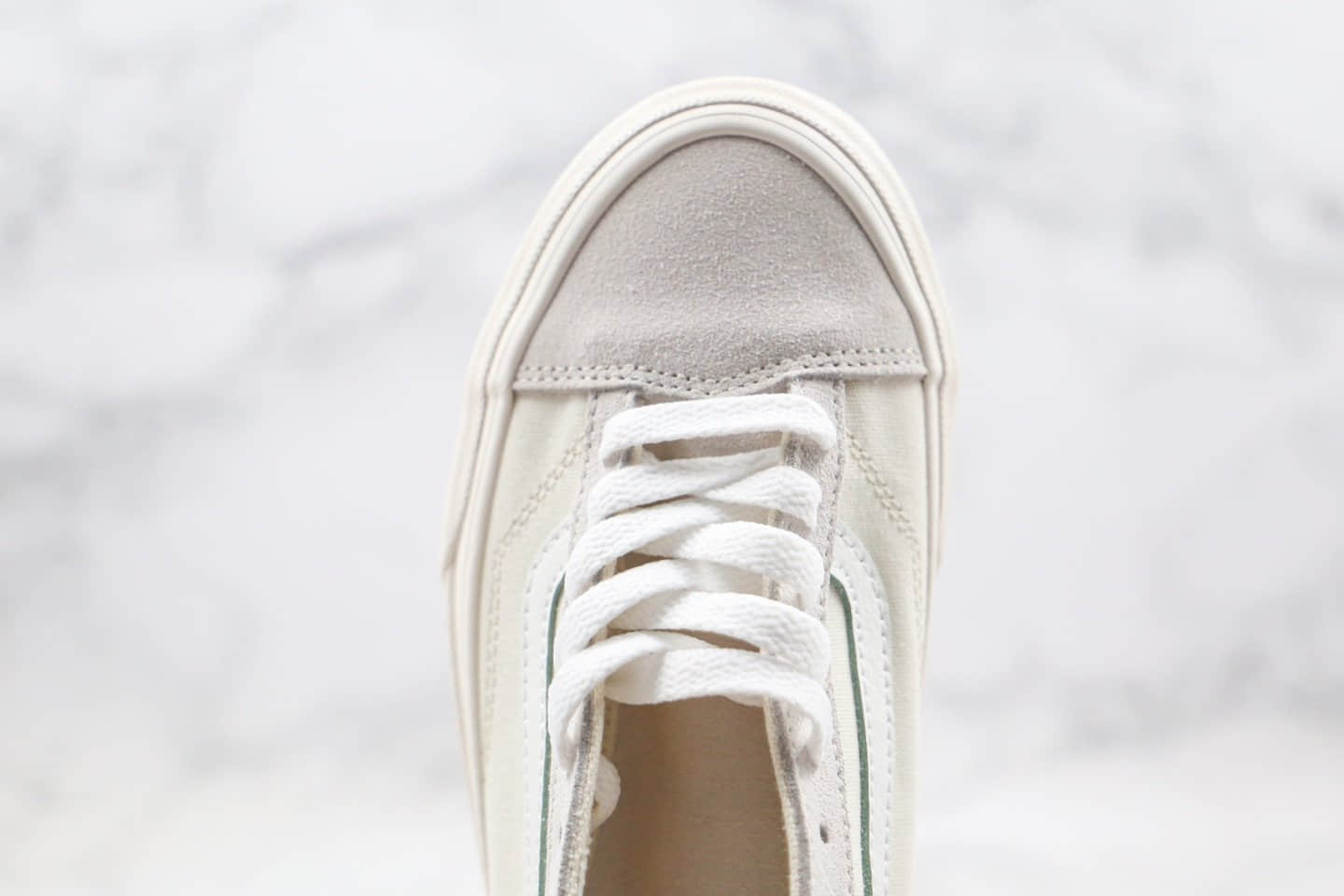 万斯Vans Style 36公司级版本低帮奶白色冰淇淋小头权志龙同款硫化板鞋原盒原标 货号: VN0A3DZ3VTB