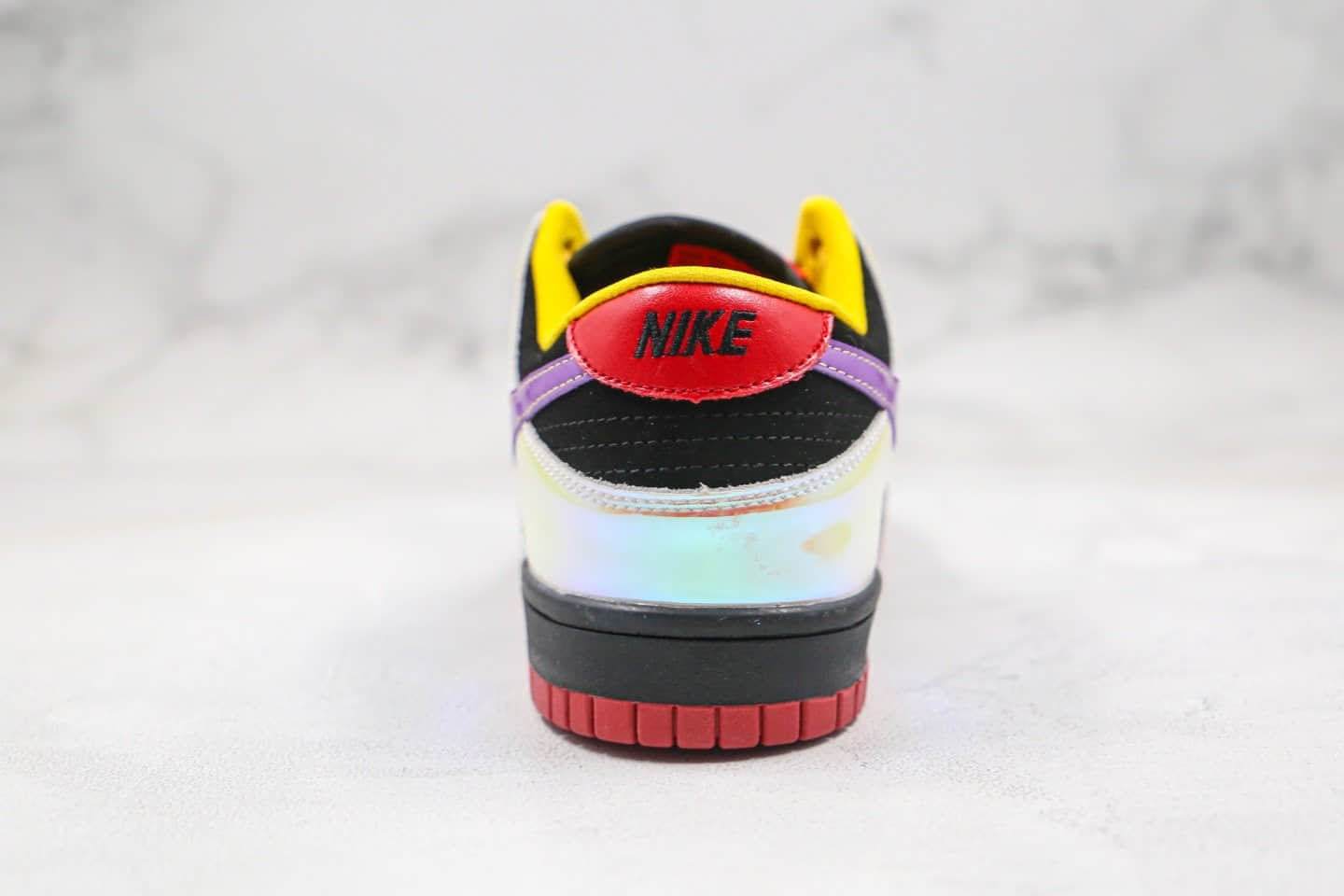 耐克NIKE SB DUNK LOW APPETITE FOR DESTRUCTION低帮SB DUNK纯原版本镭射黑紫色枪炮玫瑰队内置Zoom气垫原楦头纸板打造 货号：304292-052