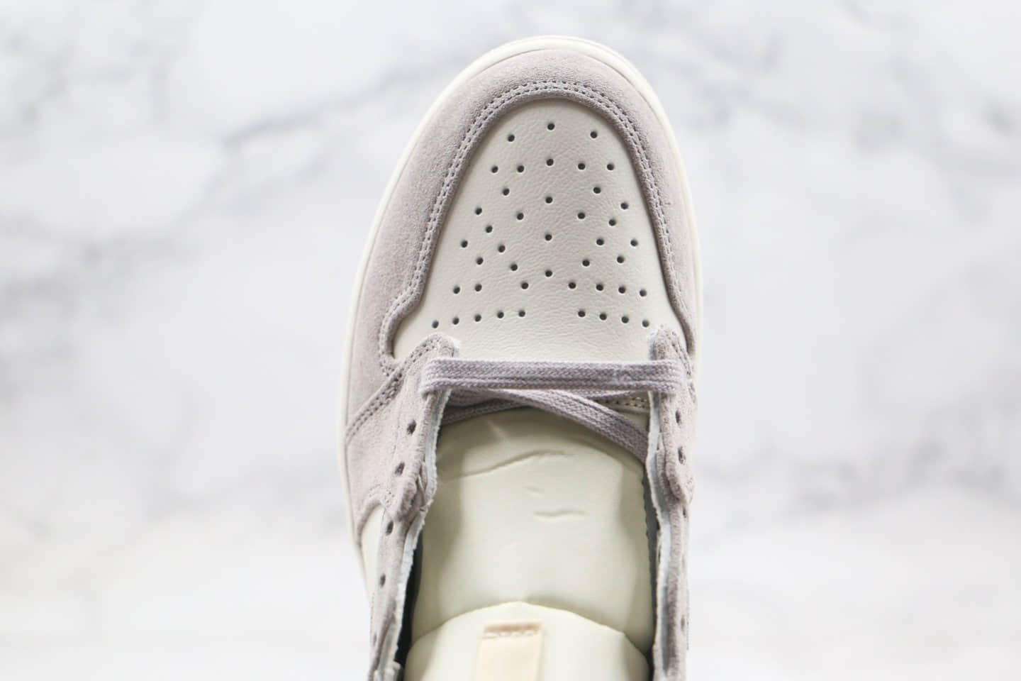 乔丹Air Jordan 1纯原版本高帮AJ1香芋灰色麂皮原厂鞋面材质正确后跟定型 货号:AH7389-101