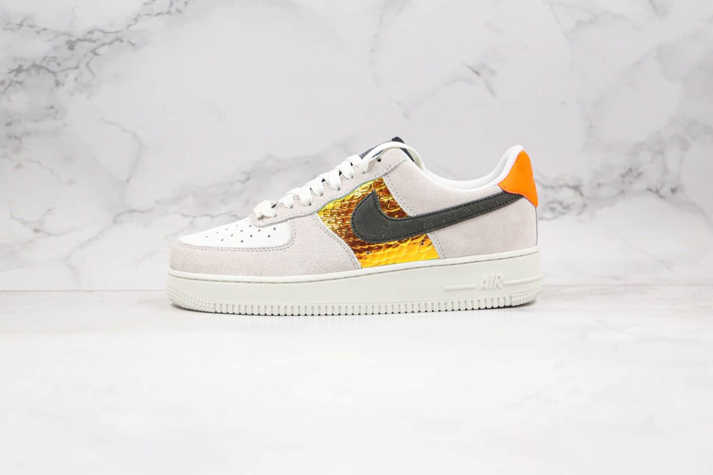 耐克Nike Air Force 1 Low IridescentSnakeskin纯原版本低帮空军一号灰黑金色鱼鳞纹全息蛇纹内置气垫正确鞋面卡色 货号:CW2657-001