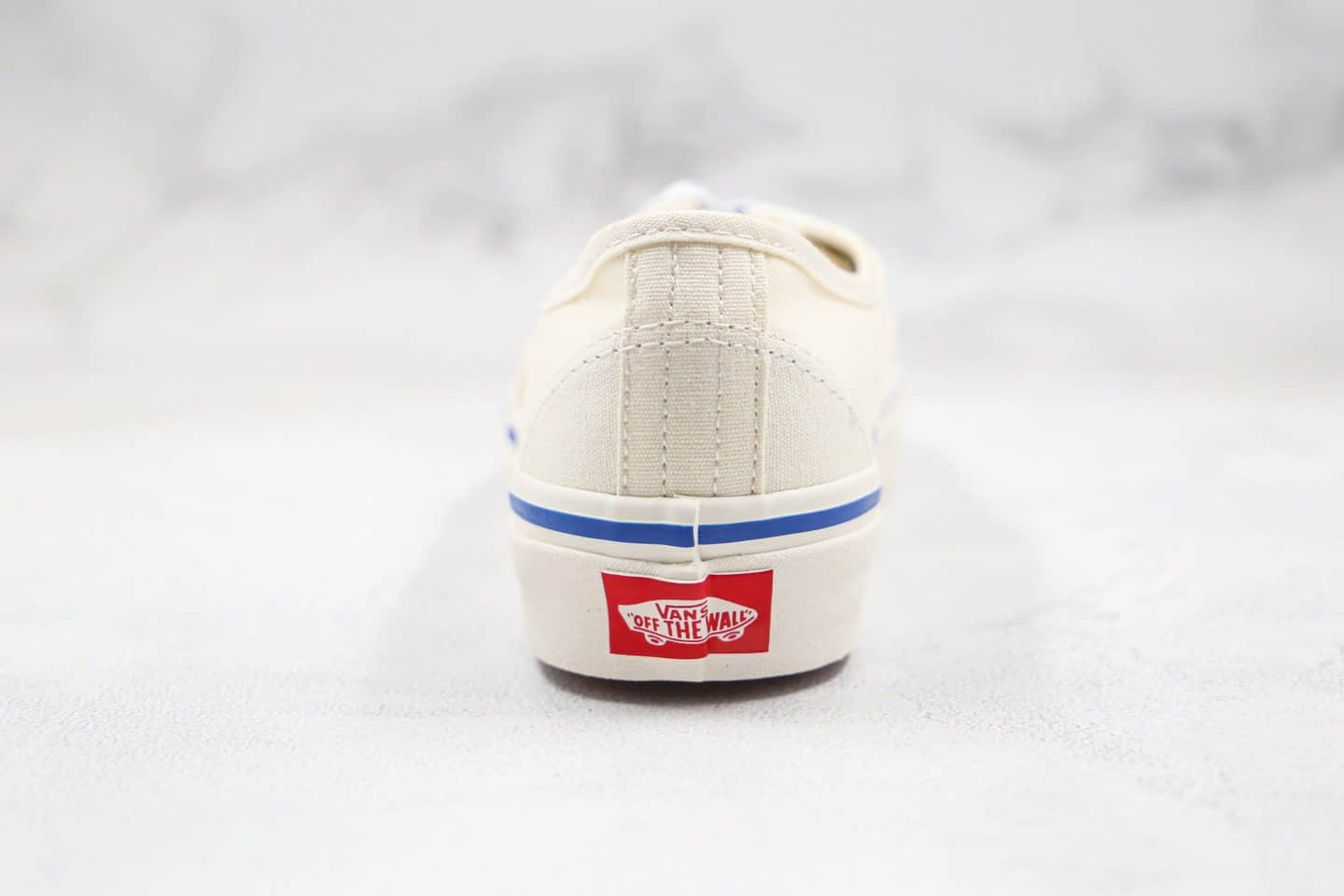 万斯Vans AUTHENTIC公司级版本低帮安纳海姆白色LOGO印花系列原厂硫化原楦头纸板打造