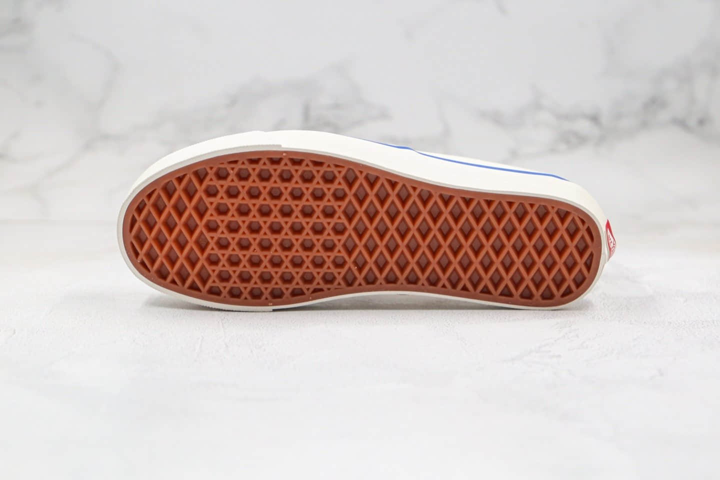 万斯Vans AUTHENTIC公司级版本低帮安纳海姆白色LOGO印花系列原厂硫化原楦头纸板打造