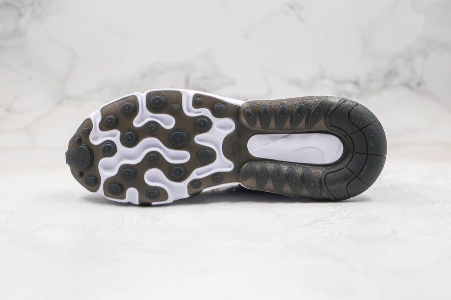 耐克Nike React Air Max 270V2纯原版本气垫鞋二代黑彩色内置真小潘气垫原盒原标 货号:CT5064-001