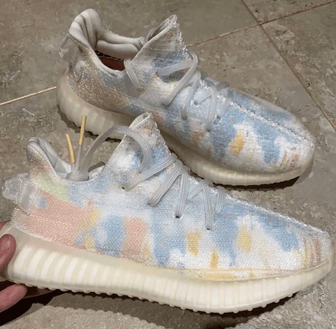 梦幻半透明鞋面!全新Yeezy 350 v2样品曝光!