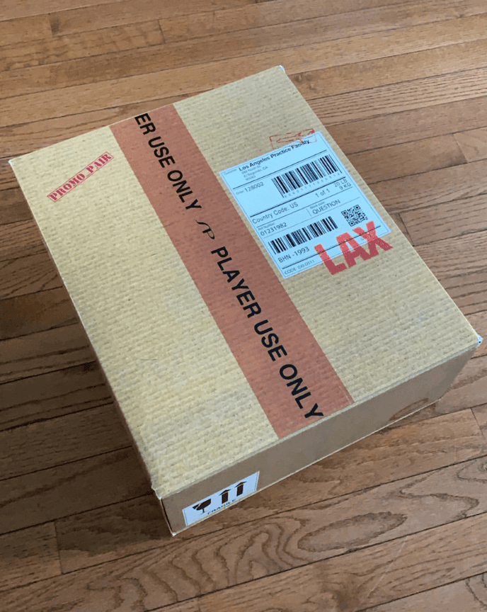 科比亲穿配色!湖人 Reebok Question复刻实物曝光!只是……