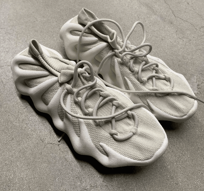 Yeezy 451 Sample实物曝光!独特火山造型外底!